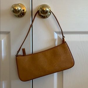 Small Leather Shoulder bag